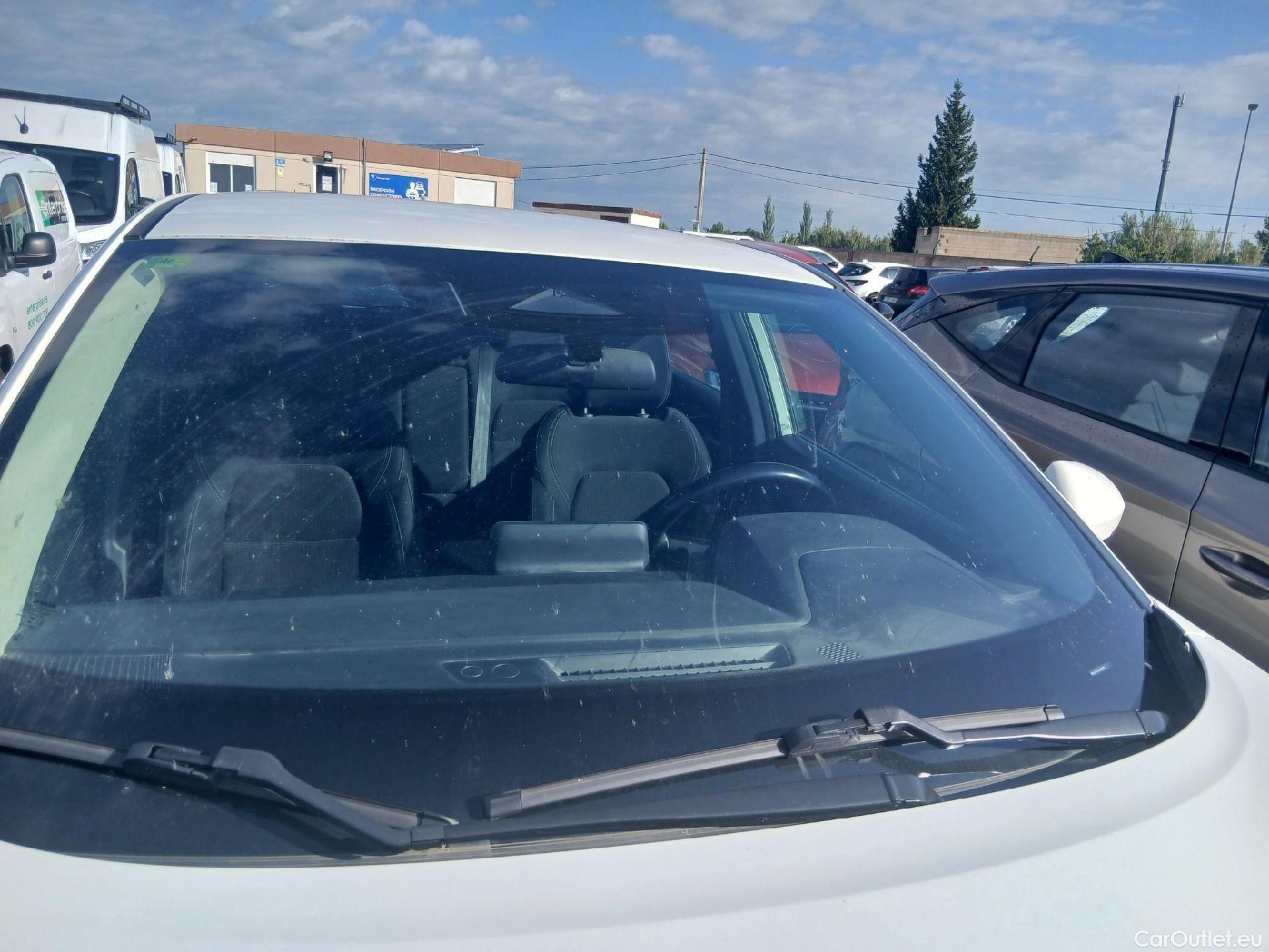  Nissan  Qashqai NISSAN  / 2021 / 5P / todoterreno DIG-T 116kW (158CV) mHEV Xtronic Acenta (AC2) #8