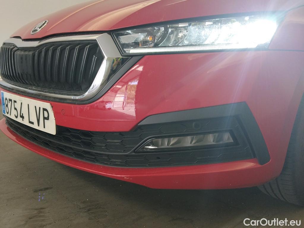  Skoda  Octavia SKODA  / 2020 / 5P / berlina con portón 2.0 TDI 85kW (115 CV) Manual Ambition #19