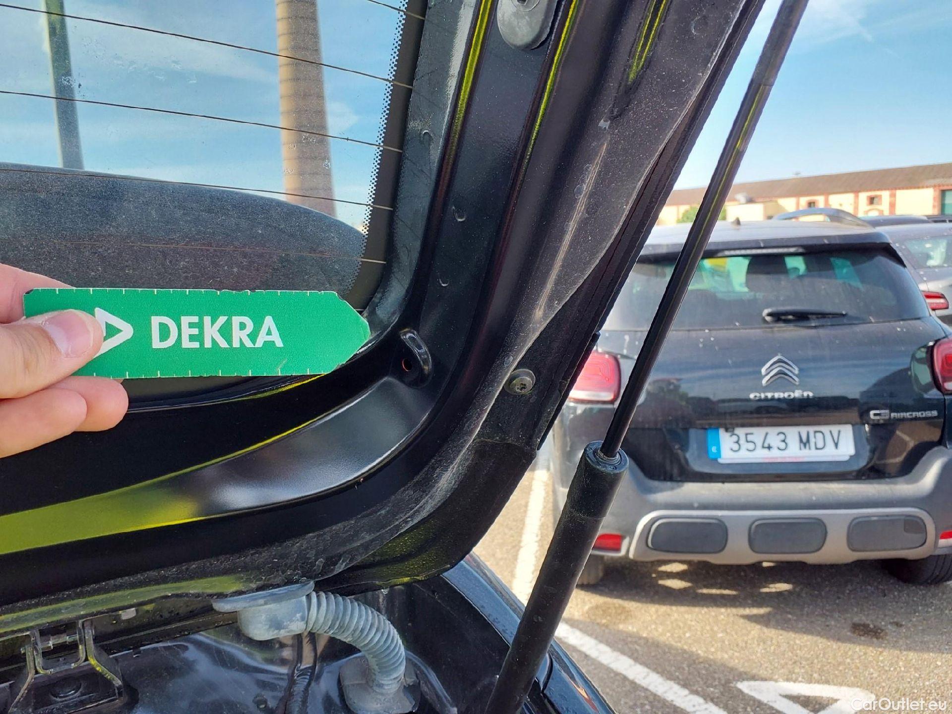  Opel  Corsa OPEL  / 2019 / 5P / berlina con portón 1.5D DT 74kW (100CV) GS #6
