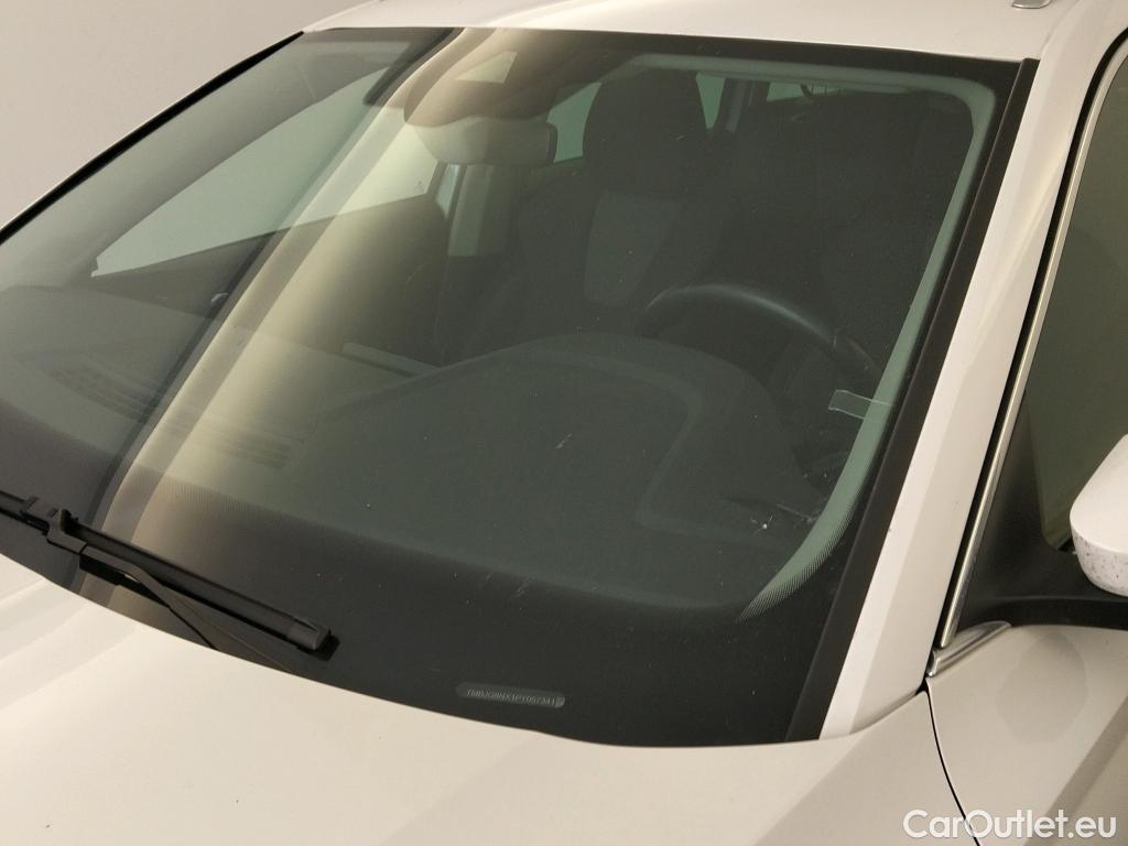  Skoda  Octavia SKODA  / 2020 / 5P / familiar Combi 2.0 TDI 85kW(115CV) DSG Ambition #1