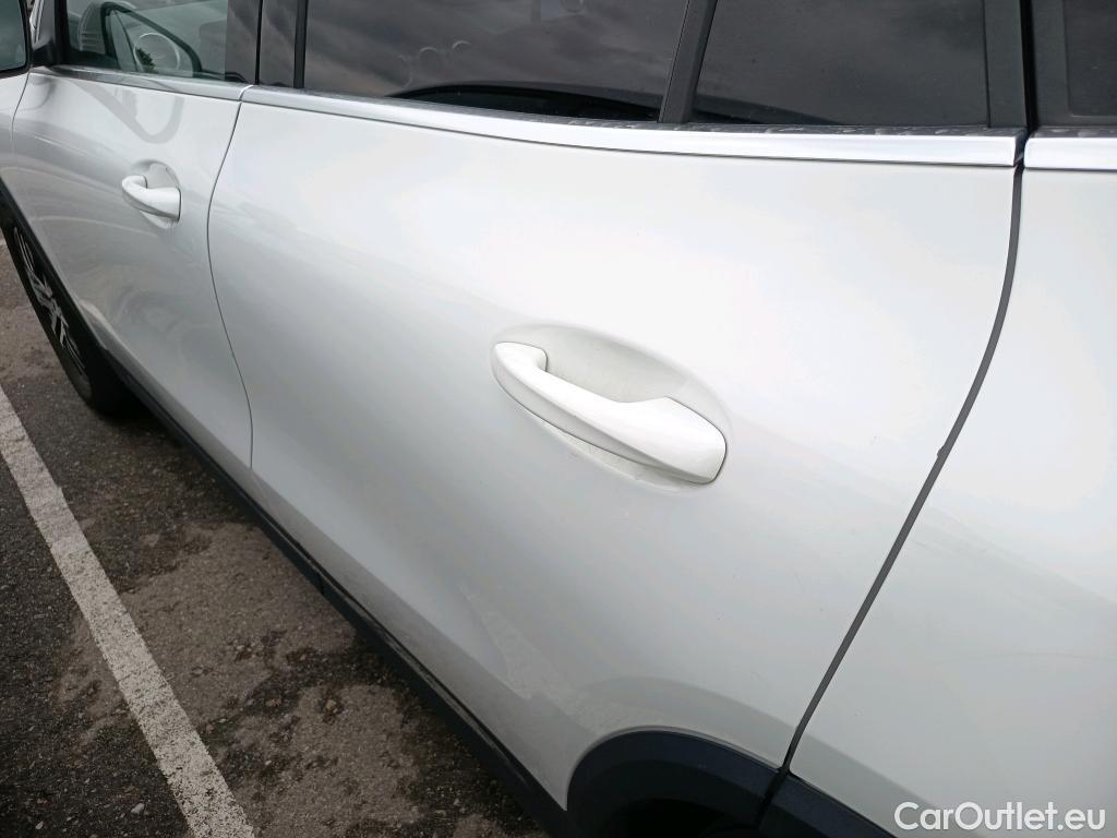  Mercedes  GLA MERCEDES-BENZ  / 2020 / 5P / todoterreno  250 e #17