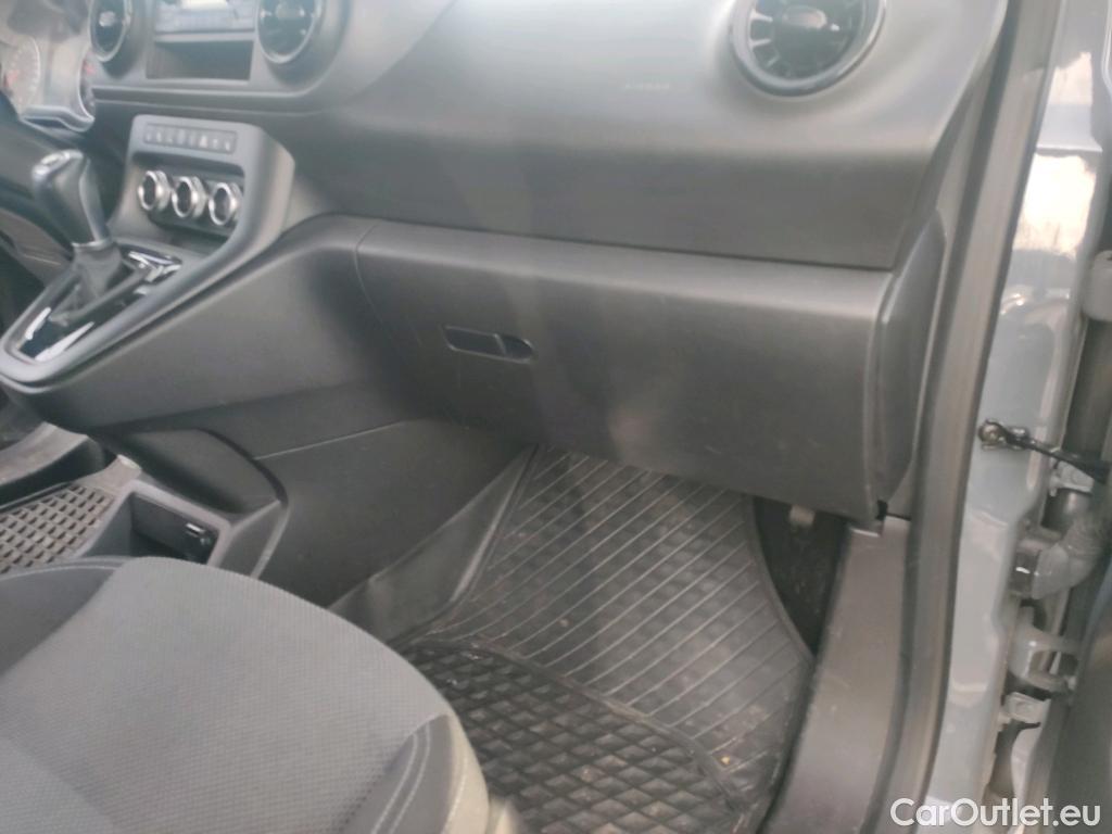  Mercedes  Citan MERCEDES-BENZ  / 2021 / 5P / monovolumen compacto 110 CDI 70kW Tourer Base Largo #23