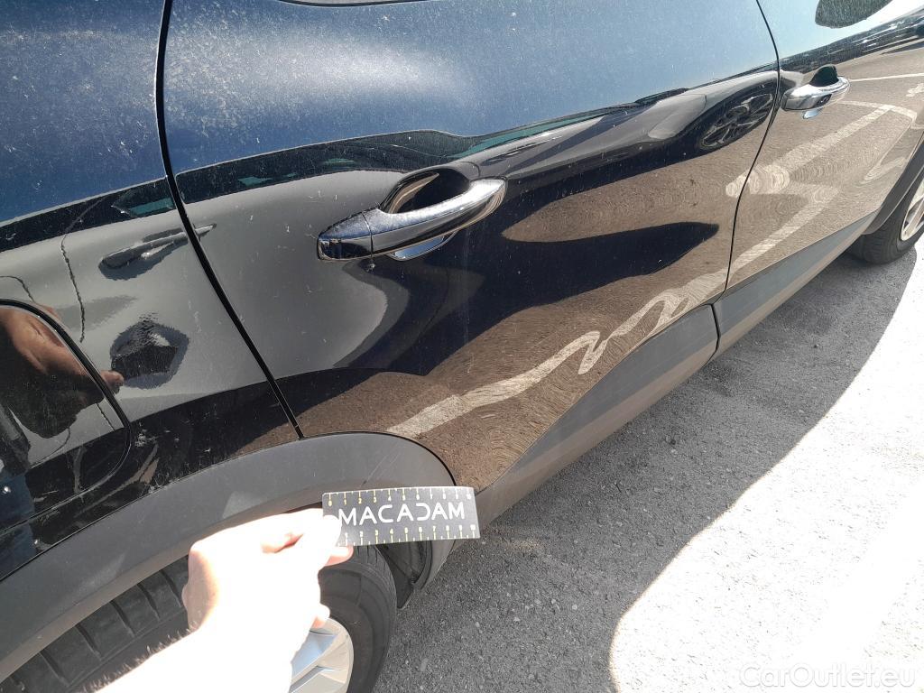  Renault  Captur RENAULT  / 2020 / 5P / todoterreno Intens TCe 90 #3
