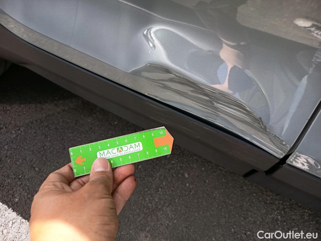  Volvo  XC 40 VOLVO XC40 / 2021 / 5P / todoterreno 2.0 B3 G Core Auto #2