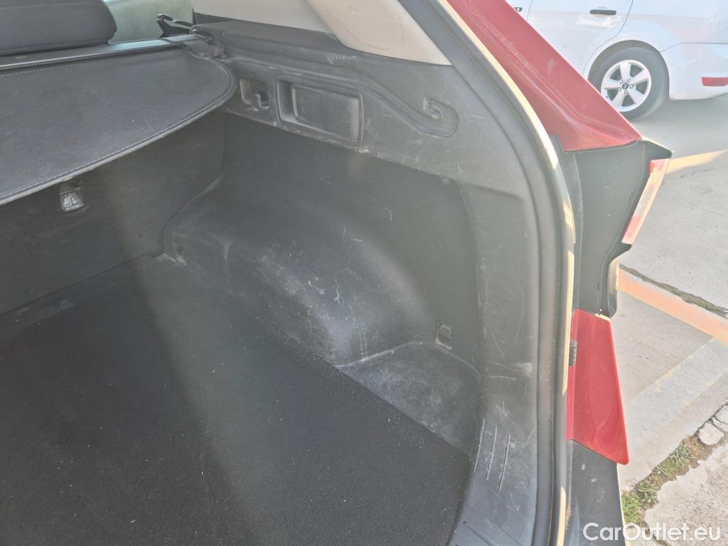  KIA  Sportage KIA  / 2022 / 5P / todoterreno 1.6 T-GDi 110kW (150CV) Concept 4x2 #8