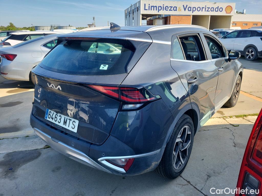  KIA  Sportage KIA  / 2022 / 5P / todoterreno 1.6 T-GDi MHEV 118kW Business 4x2 DCT #17