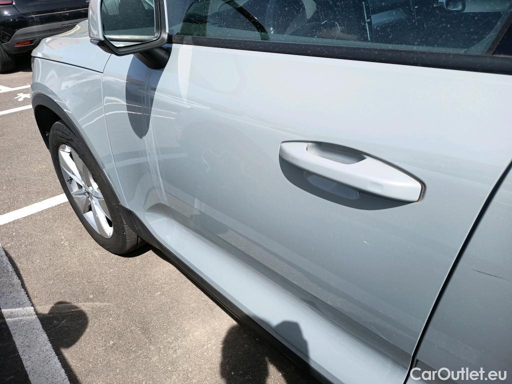  Volvo  XC 40 VOLVO XC40 / 2021 / 5P / todoterreno 2.0 B3 G Core Auto #30