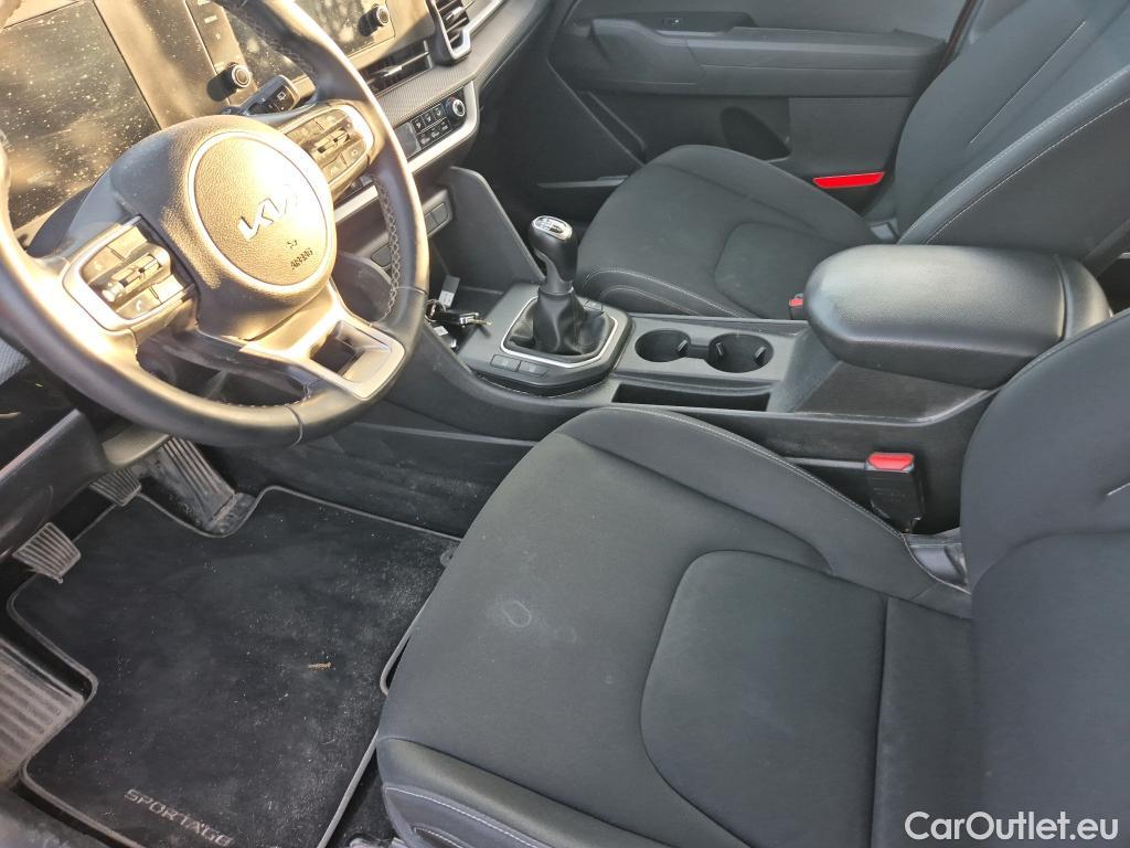  KIA  Sportage KIA  / 2022 / 5P / todoterreno 1.6 T-GDi 110kW (150CV) Concept 4x2 #36