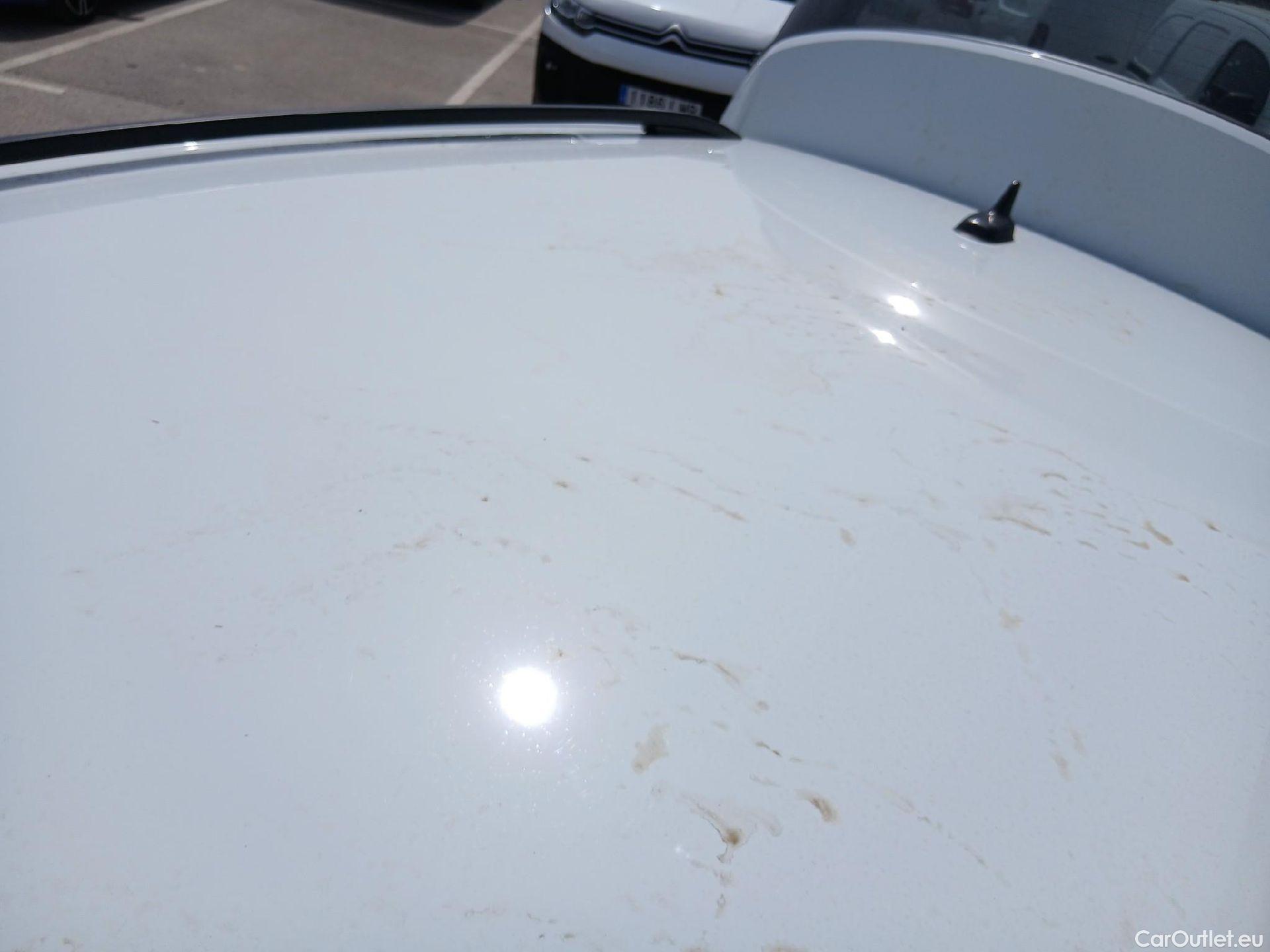  Volkswagen  T-ROC  Life 2.0 TDI 115CV MT6 E6d #18
