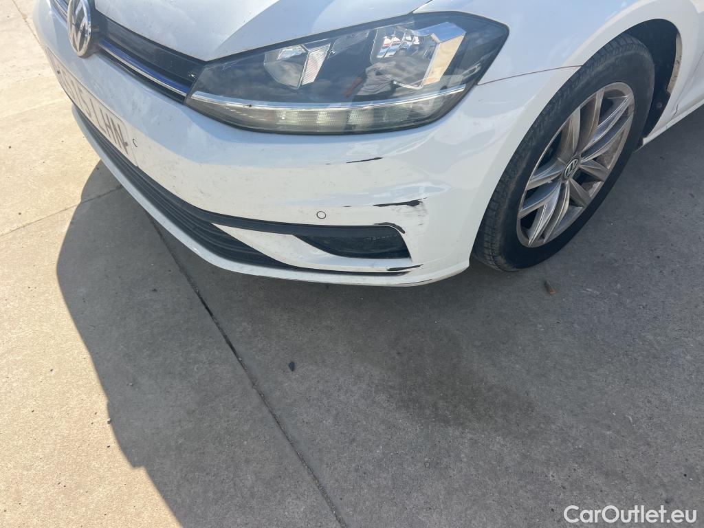  Volkswagen  Golf  VOLKSWAGEN / 2016 / 5P / berlina con portón Last Edition 1.5 TSI EVO 96kW (130CV) (CX) #24