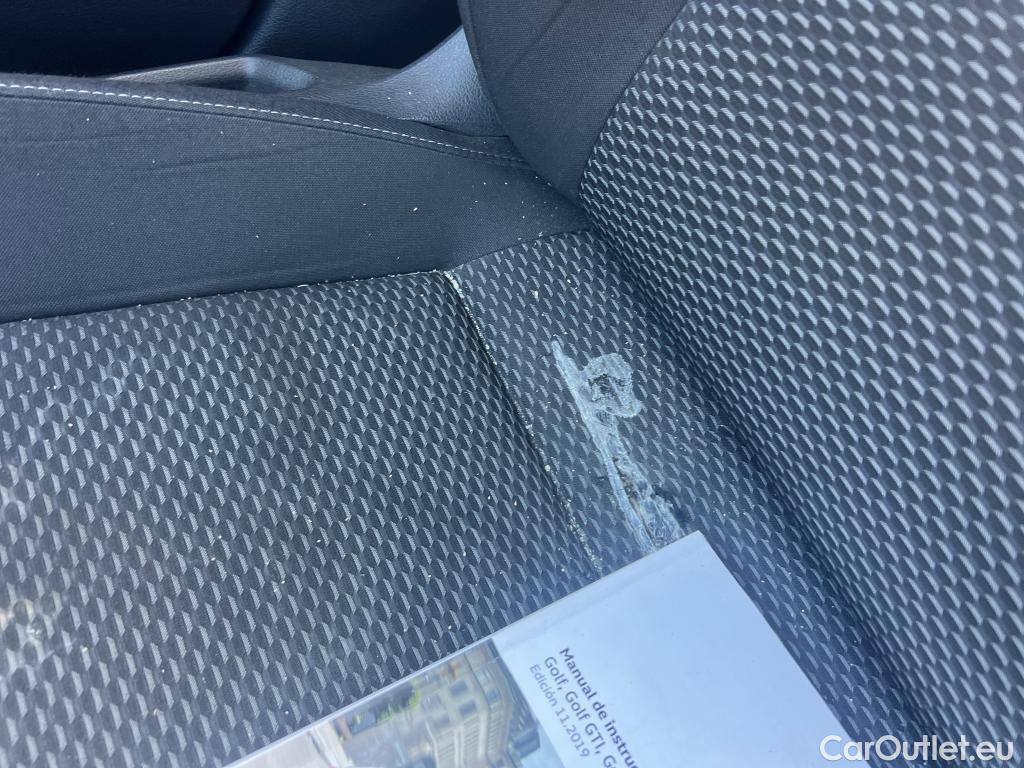  Volkswagen  Golf  VOLKSWAGEN / 2016 / 5P / berlina con portón Last Edition 1.5 TSI EVO 96kW (130CV) (CX) #8