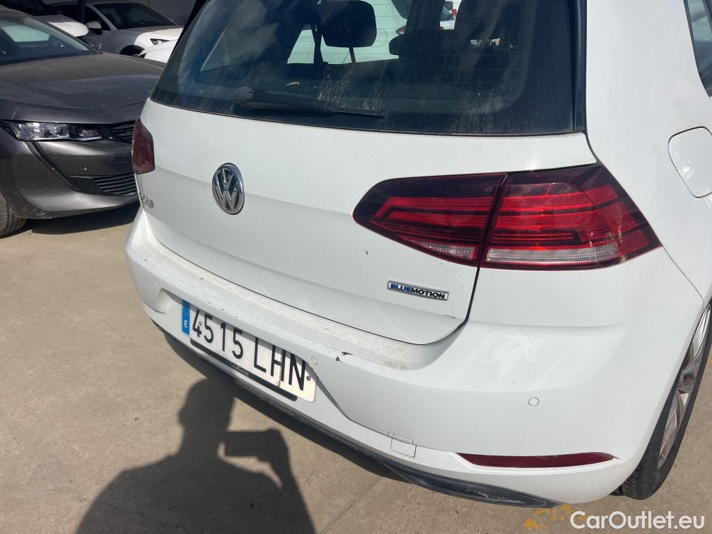  Volkswagen  Golf  VOLKSWAGEN / 2016 / 5P / berlina con portón Last Edition 1.5 TSI EVO 96kW (130CV) (CX) #4