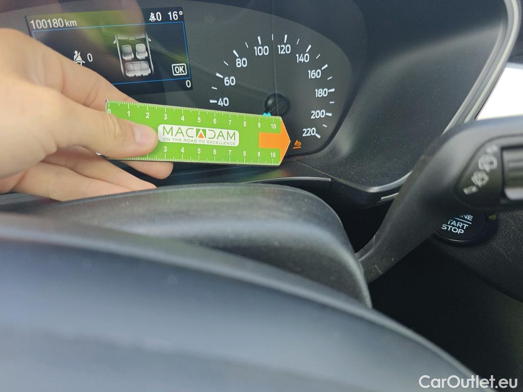  Ford  Kuga FORD  / 2019 / 5P / todoterreno Trend 1.5 EcoBlue 88kW (120CV) #20