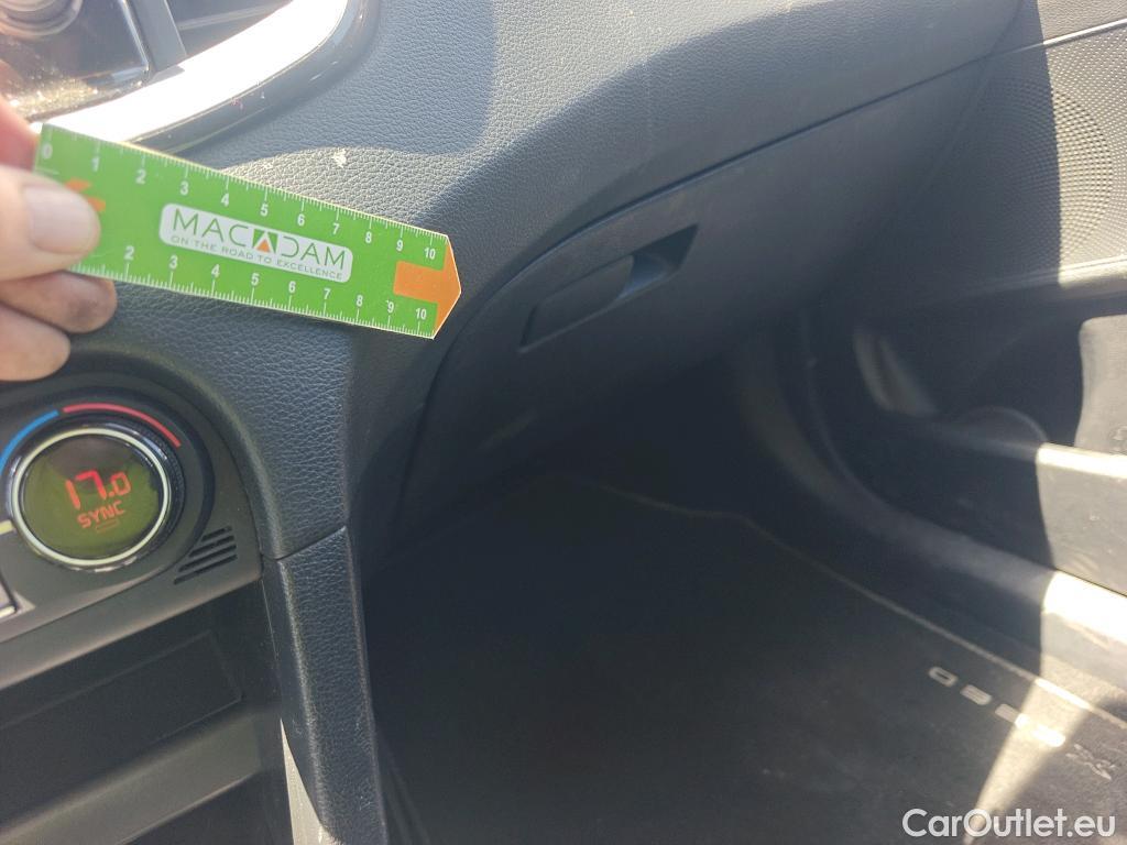  KIA  XCeed KIA  / 2019 / 5P / todoterreno 1.6 GDi PHEV 104kW (141CV) eDrive #17
