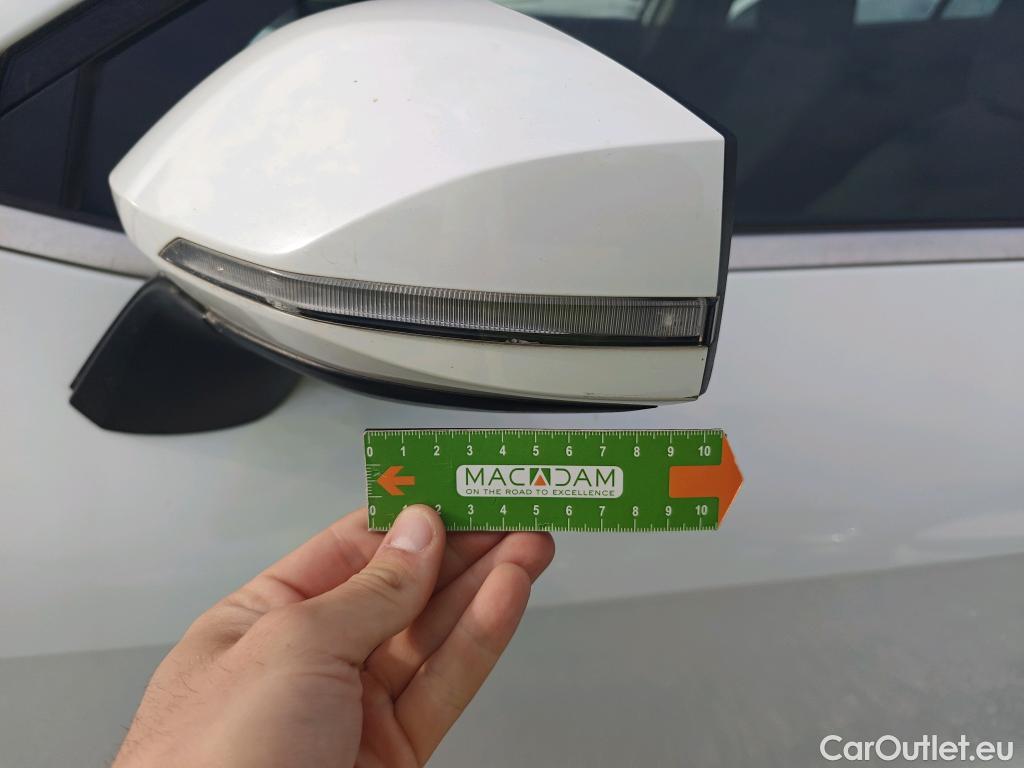  KIA  Sportage KIA  / 2022 / 5P / todoterreno 1.6 T-GDi 110kW (150CV) Concept 4x2 #69