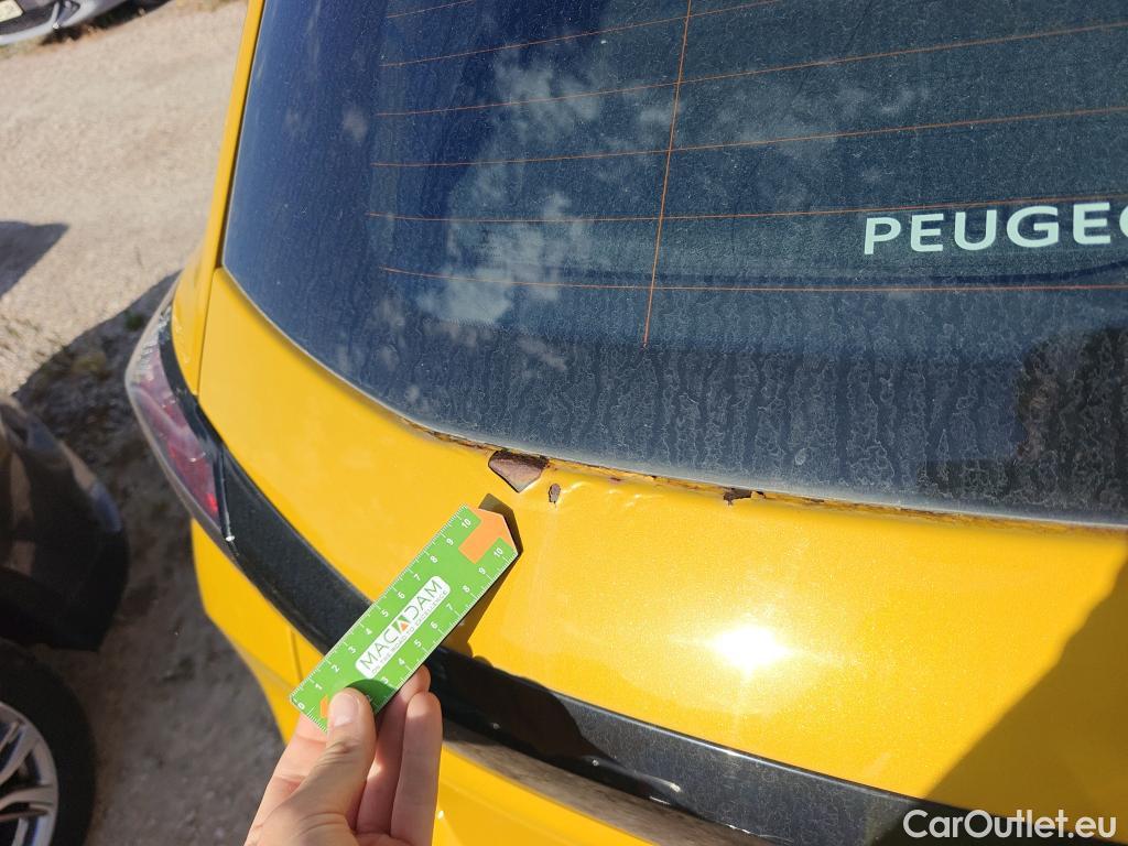  Peugeot  208 PEUGEOT  / 2019 / 5P / berlina con portón PureTech 55kW (75CV) Active Pack #2