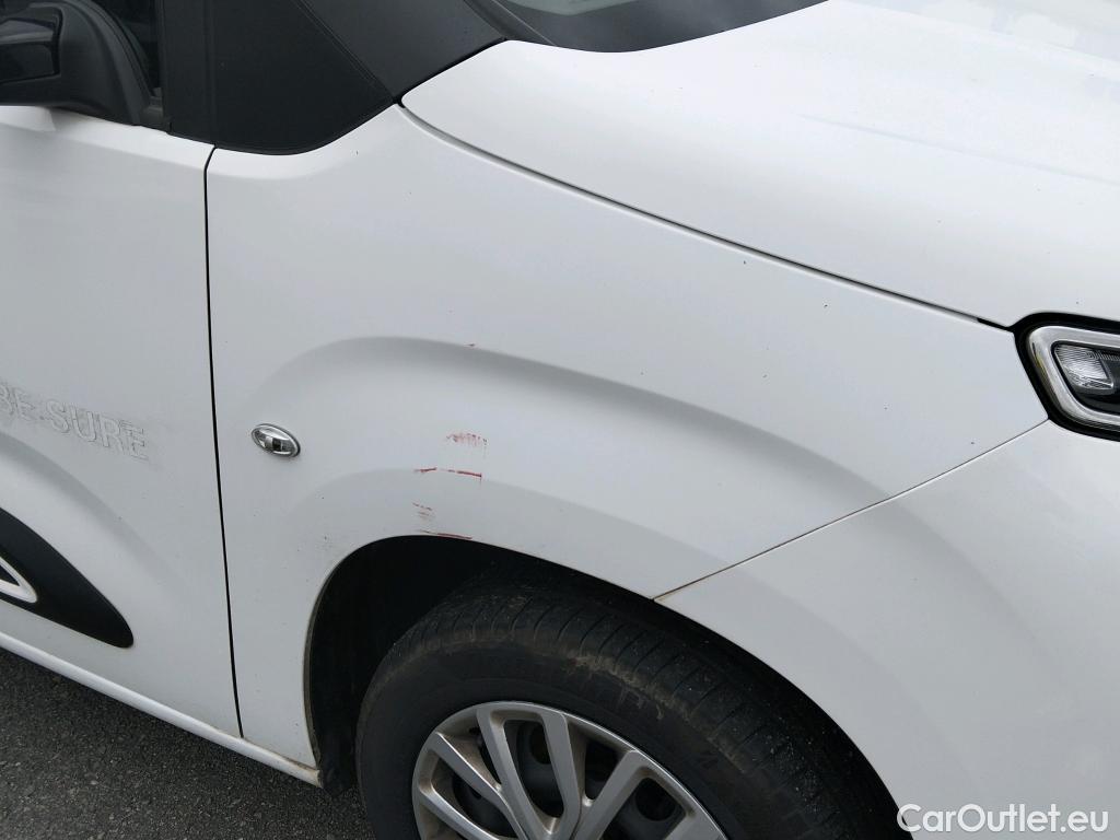  Citroen  Berlingo CITROEN  / 2018 / 5P / monovolumen compacto Talla M BlueHDi 100 S&S FEEL #14