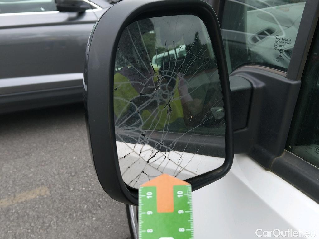  Citroen  Berlingo CITROEN  / 2018 / 5P / monovolumen compacto Talla M BlueHDi 100 S&S FEEL #6