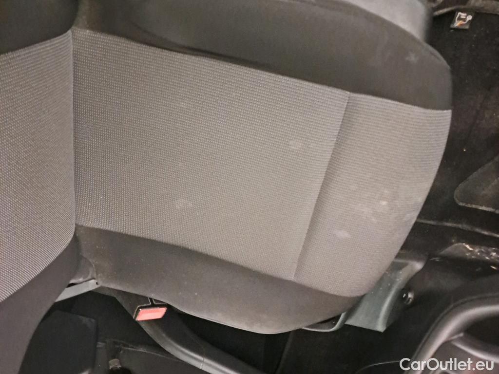  Citroen  Berlingo CITROEN  / 2018 / 4P / monovolumen compacto Talla M BlueHDi 100 LIVE #23