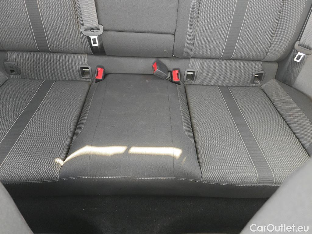  Volkswagen  T-ROC VOLKSWAGEN  / 2021 / 5P / todoterreno Life 1.5 TSI 110kW (150CV) DSG #26