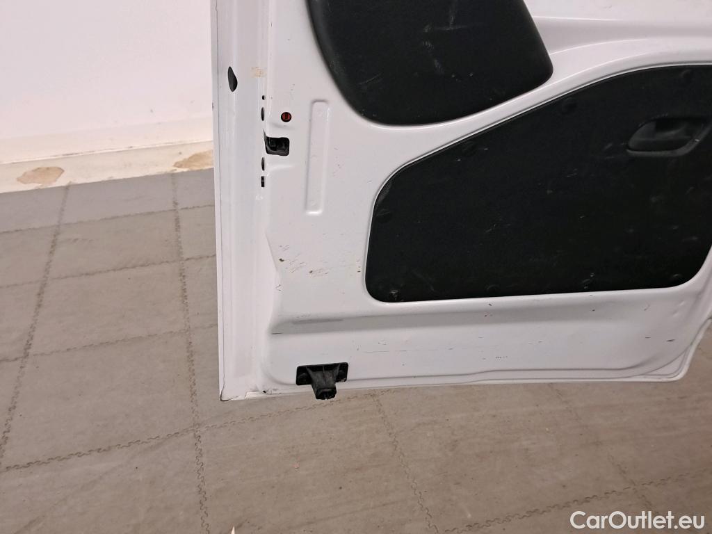 Citroen  Berlingo CITROEN  / 2018 / 4P / monovolumen compacto Talla M BlueHDi 100 LIVE #1