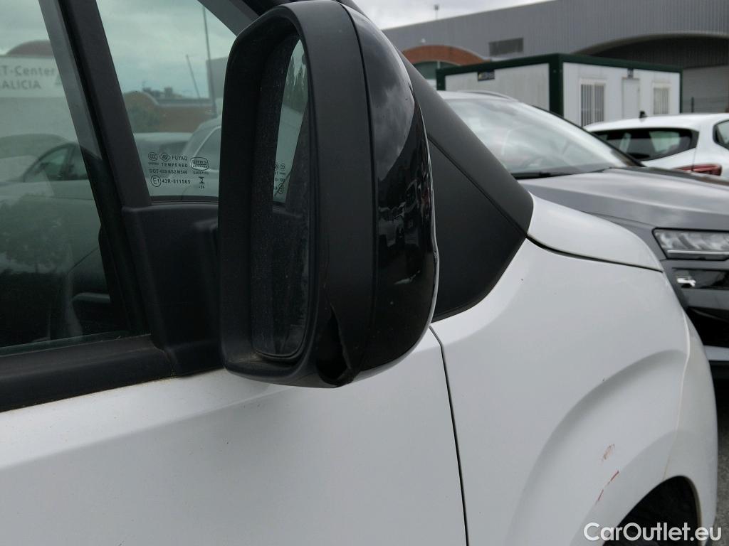 Citroen  Berlingo CITROEN  / 2018 / 5P / monovolumen compacto Talla M BlueHDi 100 S&S FEEL #33