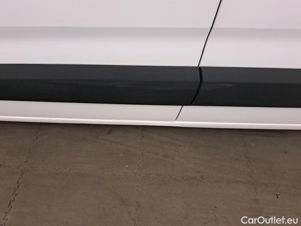  Citroen  Berlingo CITROEN  / 2018 / 4P / monovolumen compacto Talla M BlueHDi 100 LIVE #36