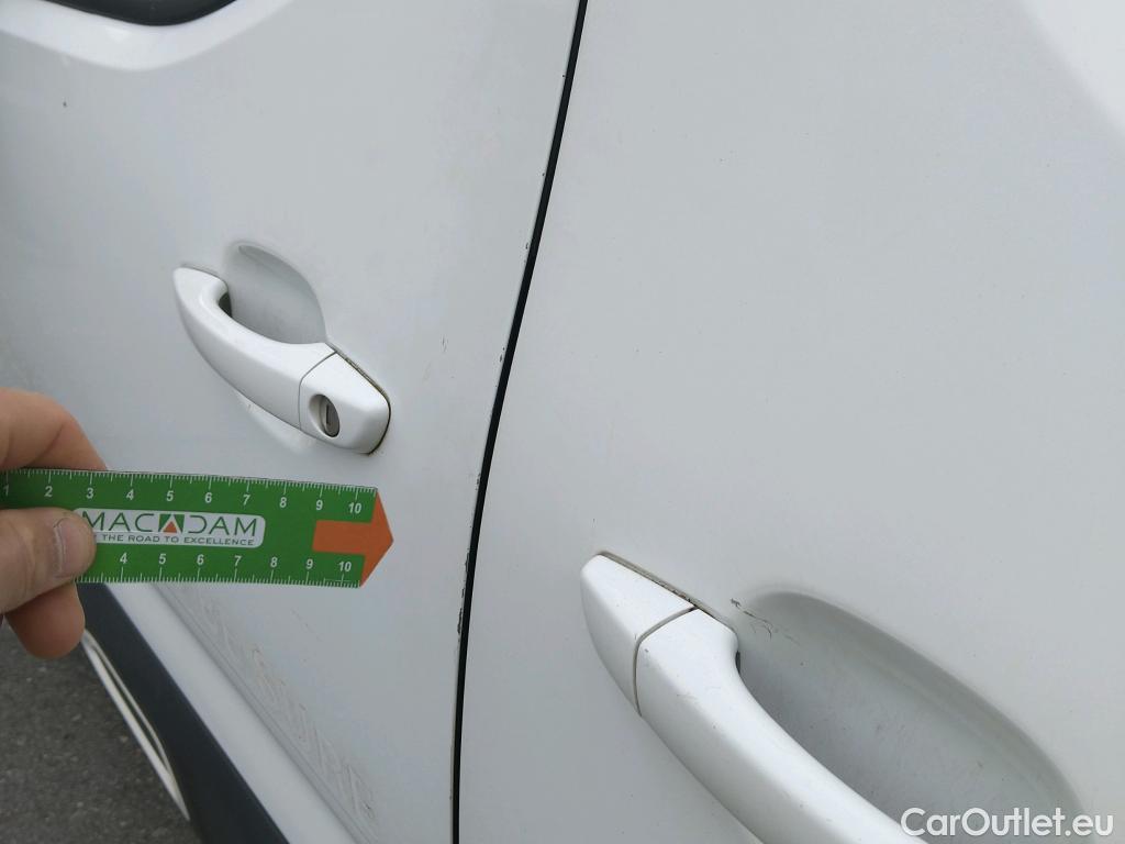  Citroen  Berlingo CITROEN  / 2018 / 5P / monovolumen compacto Talla M BlueHDi 100 S&S FEEL #11