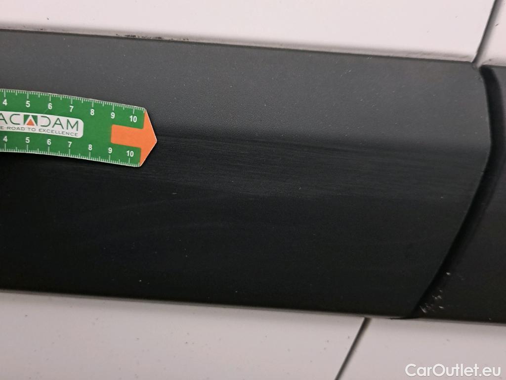  Citroen  Berlingo CITROEN  / 2018 / 4P / monovolumen compacto Talla M BlueHDi 100 LIVE #37