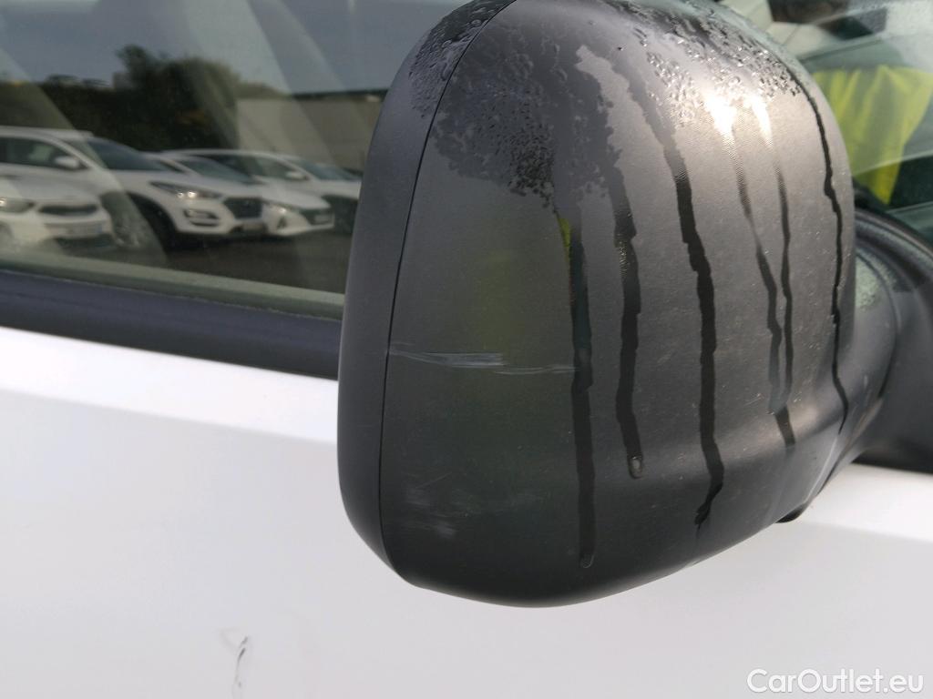  Citroen  Berlingo CITROEN  / 2018 / 4P / monovolumen compacto Talla M BlueHDi 100 LIVE #35