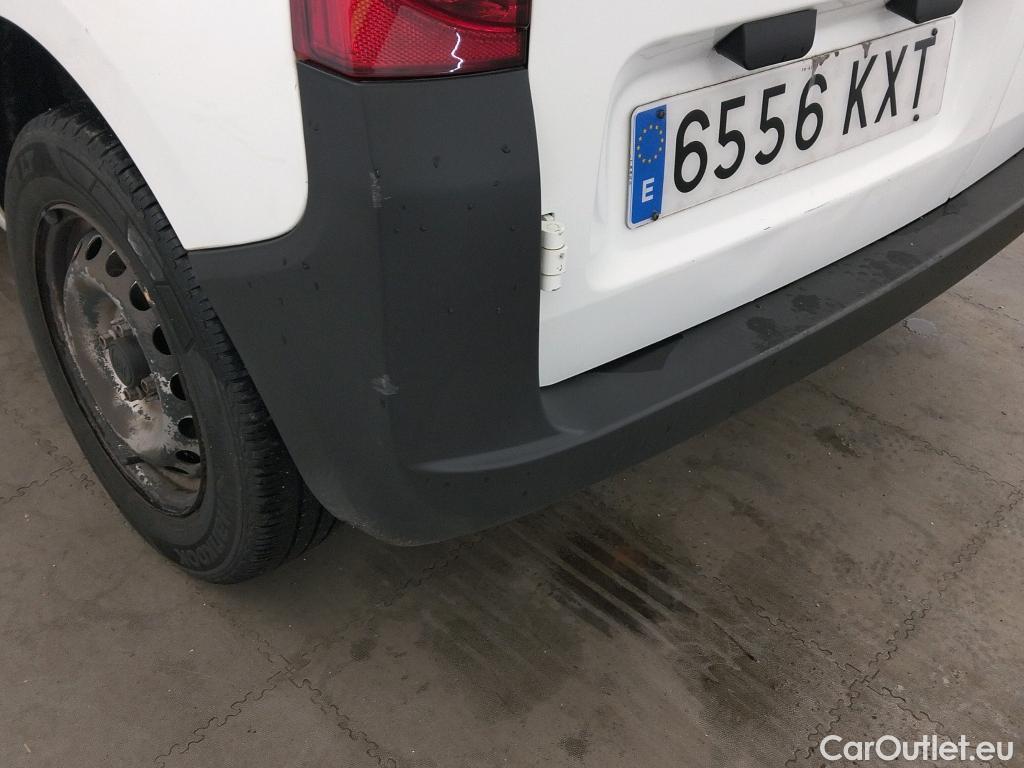 Fiat  Fiorino FIAT  / 2016 / 3P / furgón derivado de turismo Cargo Base 1.3 Mjet 59kW (80CV) E6 #44