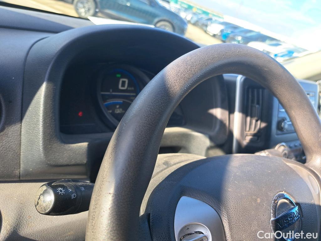  Nissan  NV200 NISSAN e- / 2009 / 4P / furgón Furgón 4p 40 kWh PROFESIONAL #61