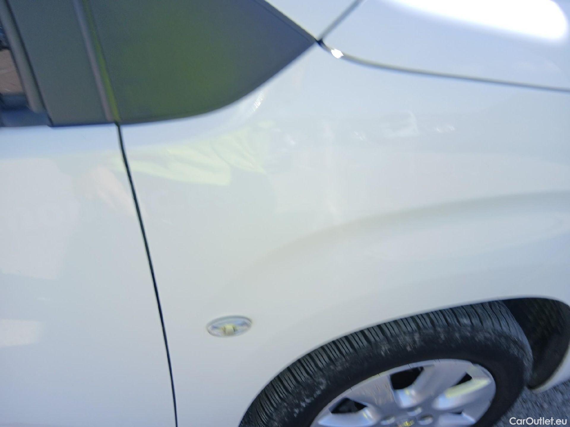  Opel  Combo OPEL  Life / 2018 / 5P / monovolumen compacto 1.5 TD 96kW (130CV) S/S Innovation L Aut #30