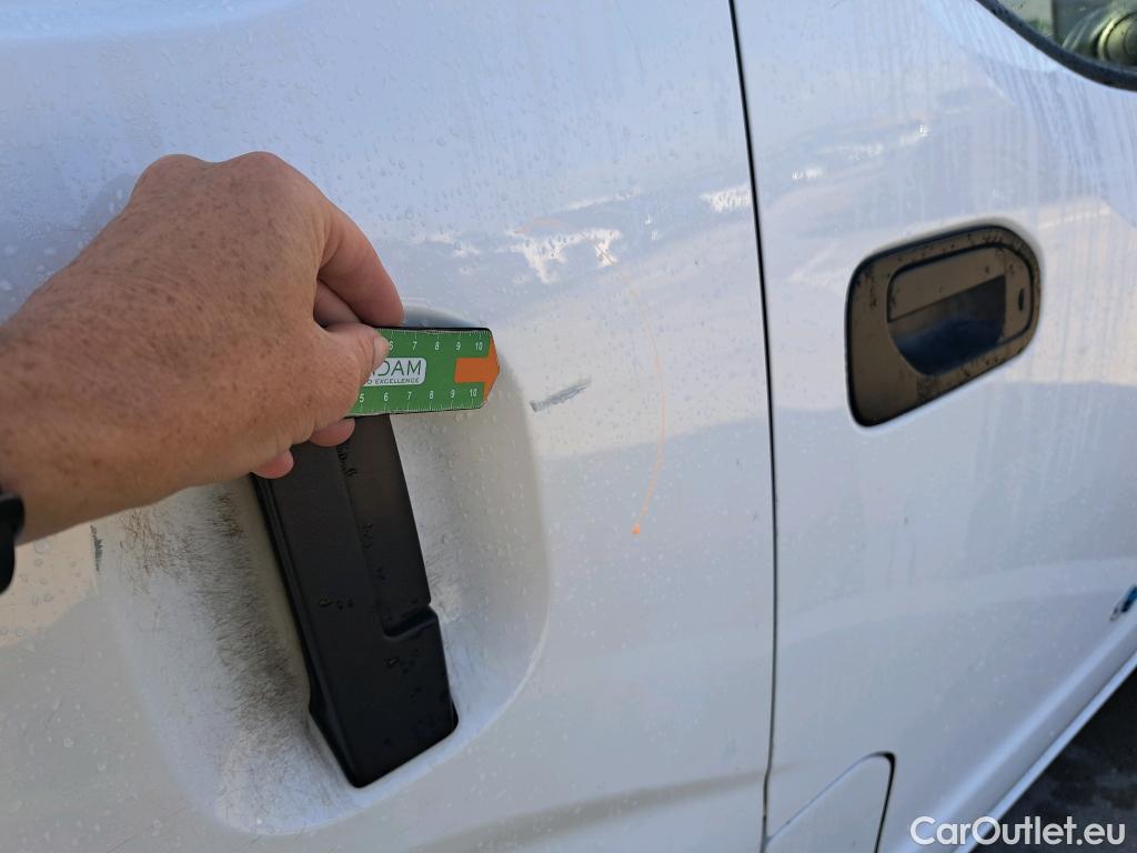  Nissan  NV200 NISSAN e- / 2009 / 4P / furgón Furgón 4p 40 kWh PROFESIONAL #24