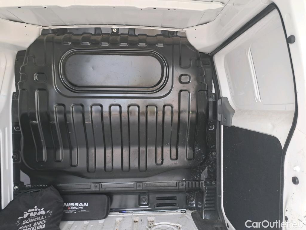  Nissan  NV200 NISSAN e- / 2009 / 4P / furgón Furgón 4p 40 kWh PROFESIONAL #66