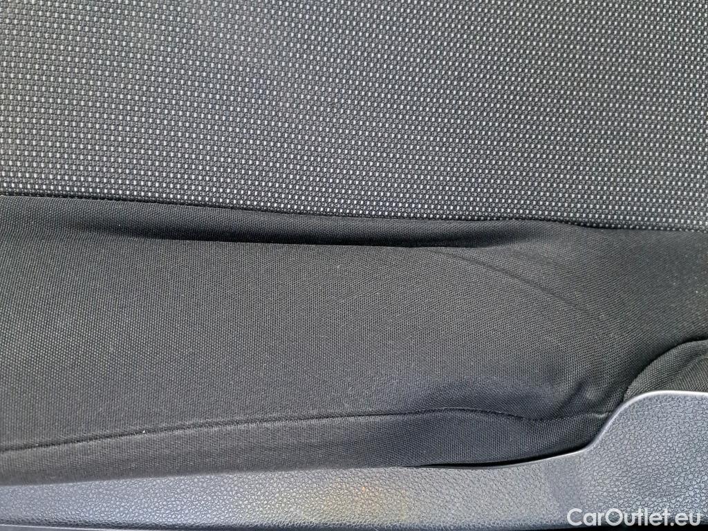  Peugeot  Partner PEUGEOT  / 2018 / 3P / furgón derivado de turismo Pro Standard 600kg BlueHDi 73kW (AC) #35