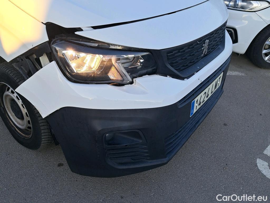  Peugeot  Partner PEUGEOT  / 2018 / 3P / furgón derivado de turismo Pro Standard 600kg BlueHDi 73kW (AC) #5