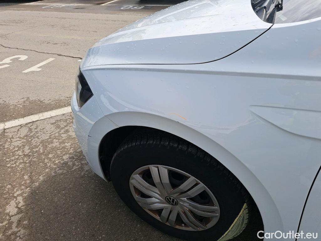  Volkswagen  Polo VOLKSWAGEN  / 2017 / 5P / berlina con portón Edition 1.0 59kW (80CV) #30