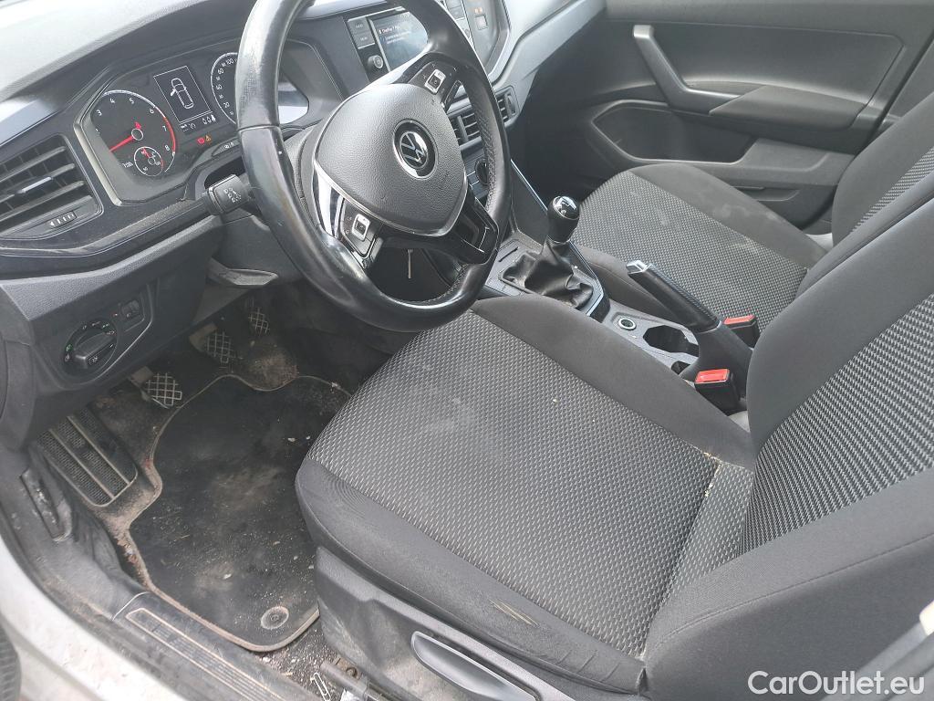  Volkswagen  Polo VOLKSWAGEN  / 2017 / 5P / berlina con portón Edition 1.0 59kW (80CV) #27