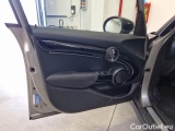  Mini  Cooper MINI MINI / 2021 / 5P / BERLINA  CLASSIC AUTO #51