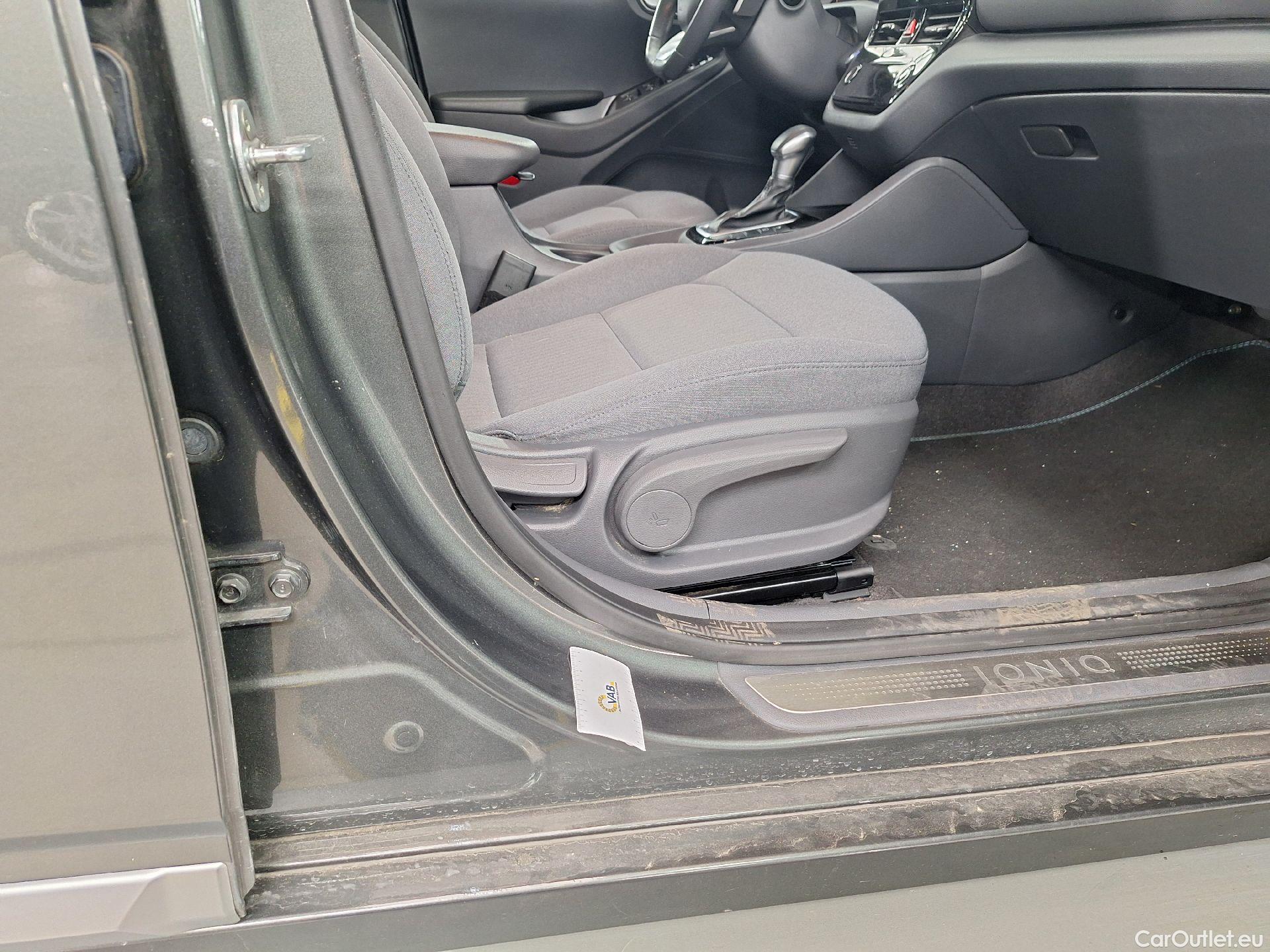  Hyundai   Ioniq Hyundai, FL'19, Hyundai 1.6 GDi ISG DCT Hybride Feel 5d #45