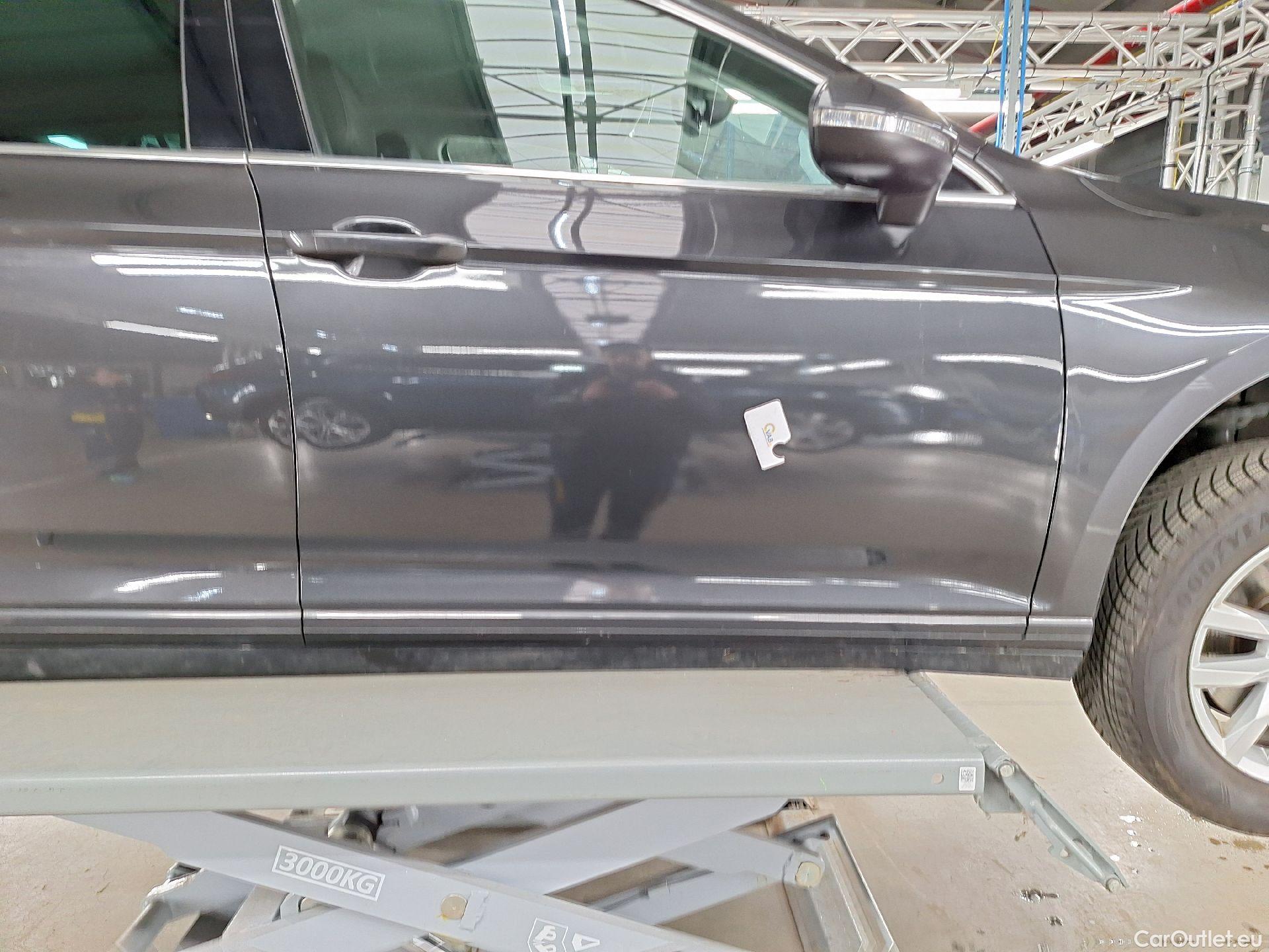  Volkswagen  Passat VW,  Variant FL'19, Volkswagen  Variant 2.0 TDI 90kW DSG Style B #15