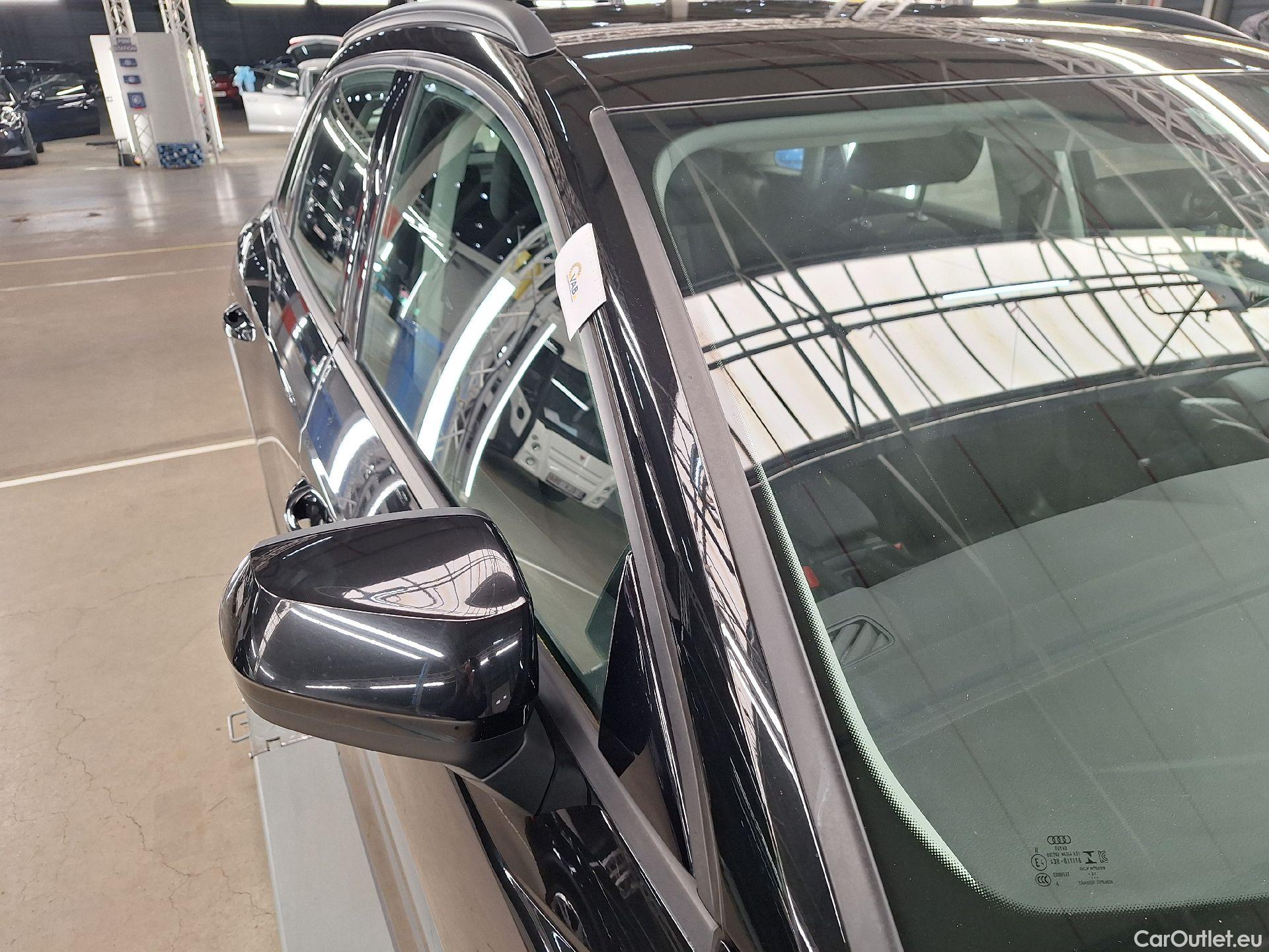  Audi  Q3 Audi,  '18, Audi  35 TDI S Tronic Business Edition 5d #55