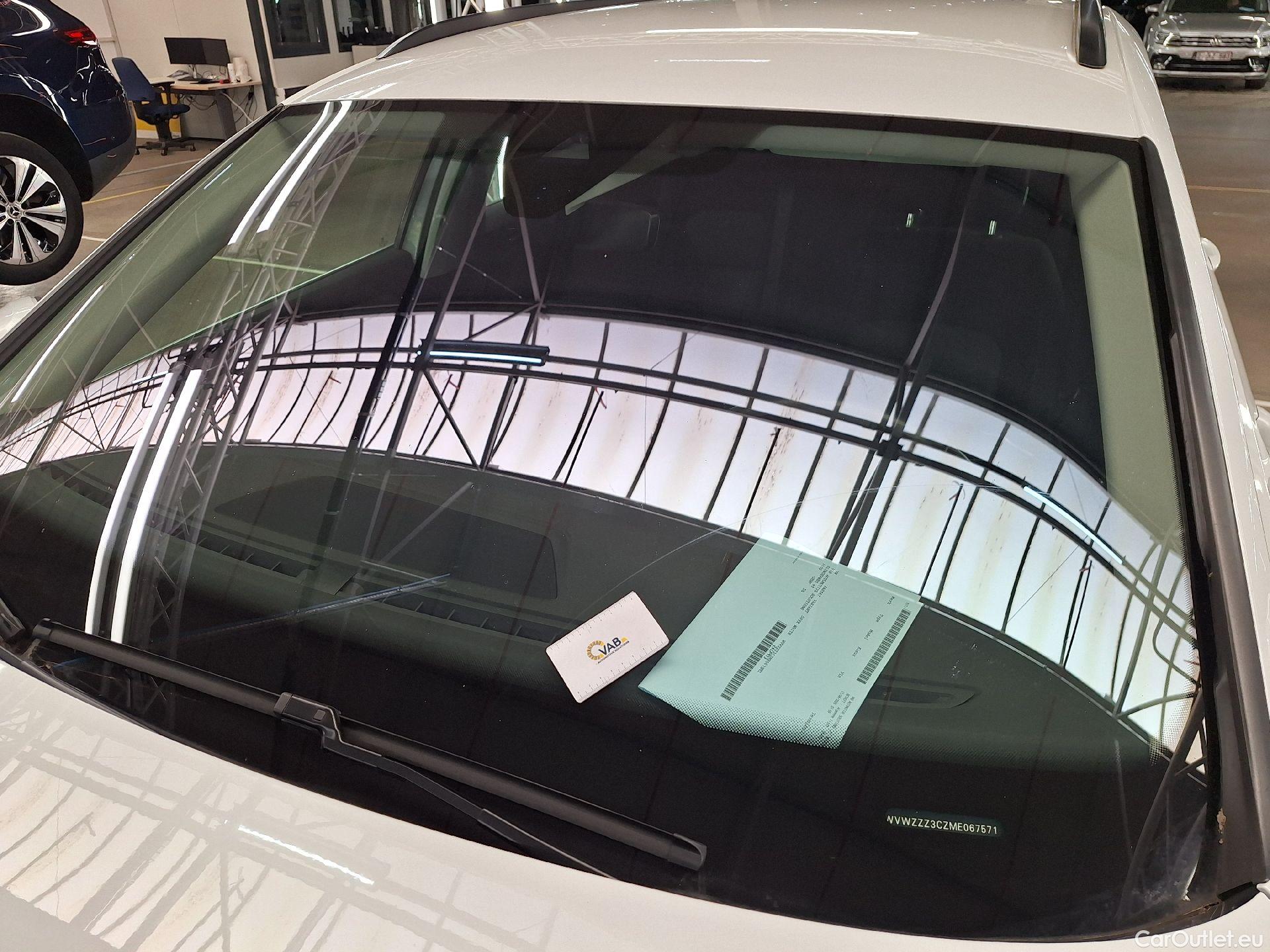  Volkswagen  Passat VW,  Variant FL'19, Volkswagen  Variant 2.0 TDI 90kW DSG Style B #32