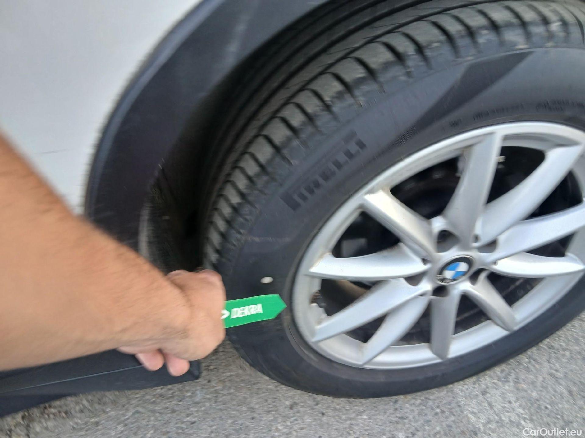  Bmw  X1 BMW  / 2019 / 5P / todoterreno sDrive16d #9
