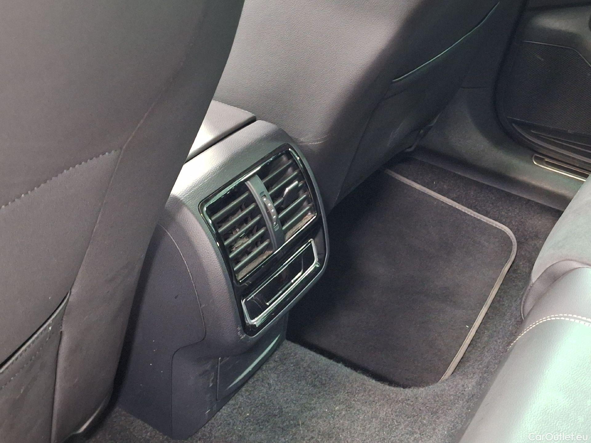  Volkswagen  Passat VW,  Variant FL'19, Volkswagen  Variant 2.0 TDI SCR 110kW DSG7 E #17