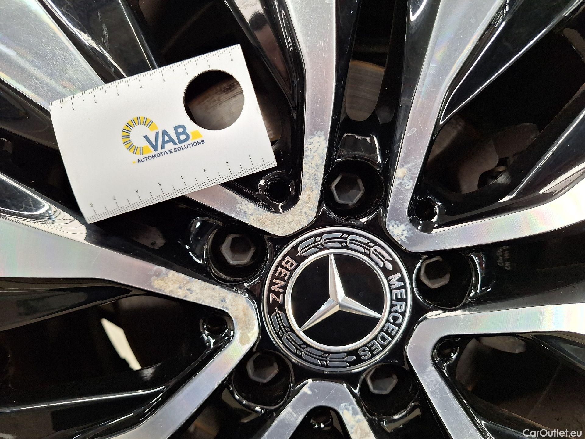  Mercedes  A-Klasse Mercedes, A-Class Berline '18, Mercedes-Benz  Limousine A 180 Aut. 4d #54