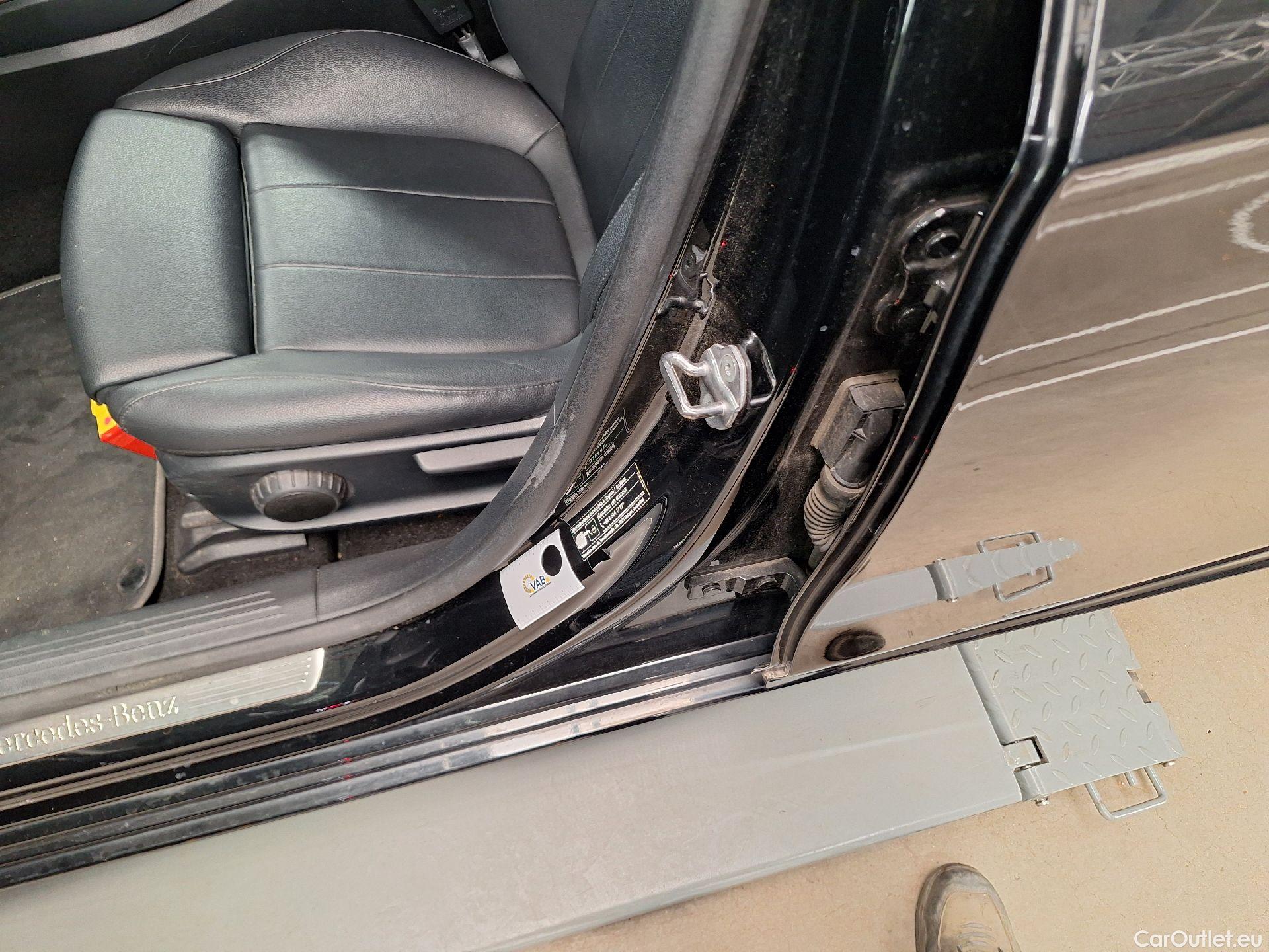  Mercedes  A-Klasse Mercedes, A-Class Berline '18, Mercedes-Benz  Limousine A 180 Aut. 4d #10
