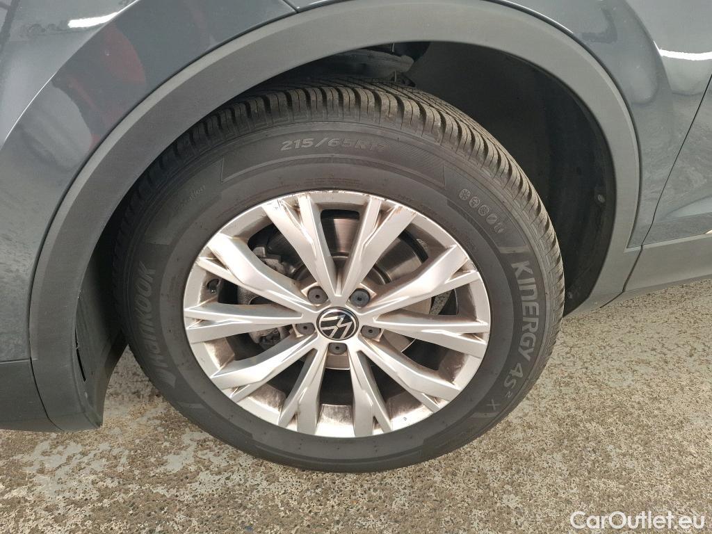 Volkswagen  Tiguan VOLKSWAGEN  5p SUV 1.5 TSI 150 EVO DSG7 Confortline #5