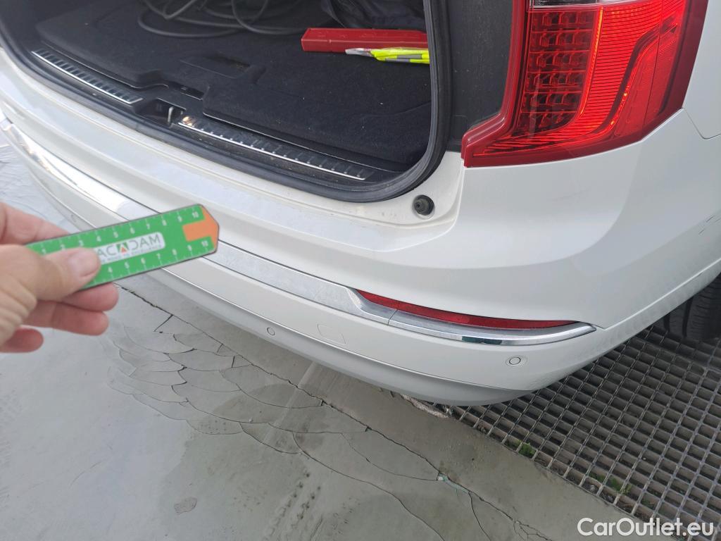  Volvo  XC90 VOLVO  / 2019 / 5P / todoterreno 2.0 T8 AWD Recharge Inscription Exp Auto #29